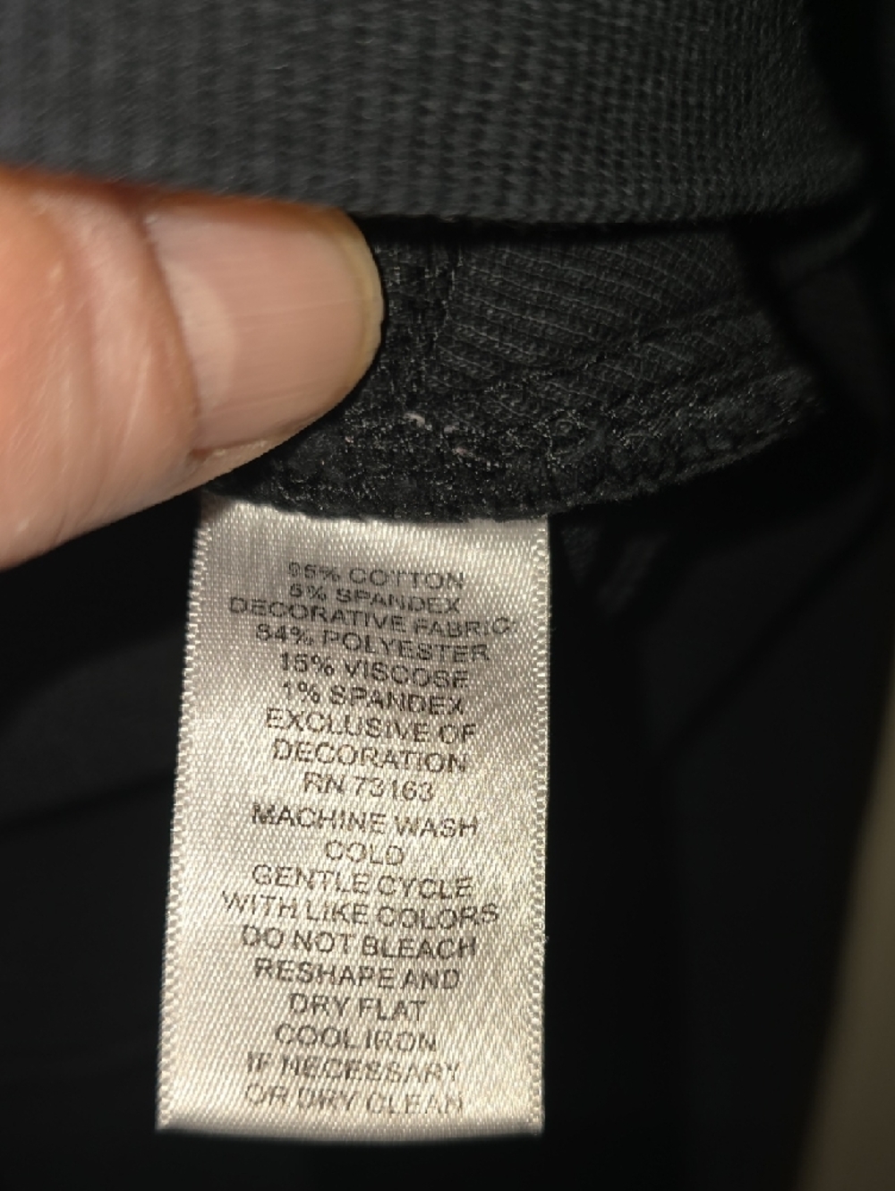 Cable & Gauge Black Quilted Elbow Pullover Sweatshirt - Picture 3 of 6